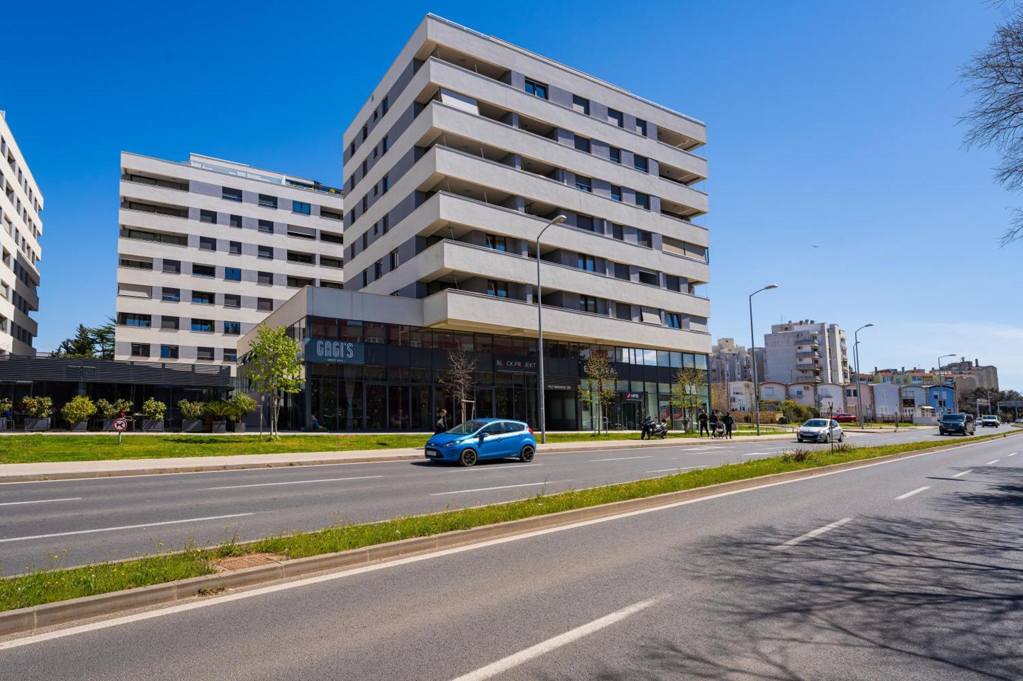 D-Apartment - With Garage And Balcony Zadar Buitenkant foto
